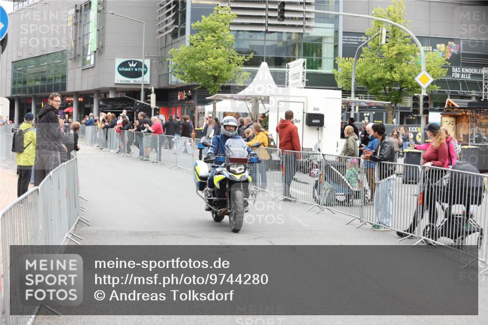 12.06.2026 - Holstenköstenlauf Andreas Tolksdorf http://msf.ph/oto/9744280 12.06.2026 17:48:06 Laufen 265 meine-sportfotos.de