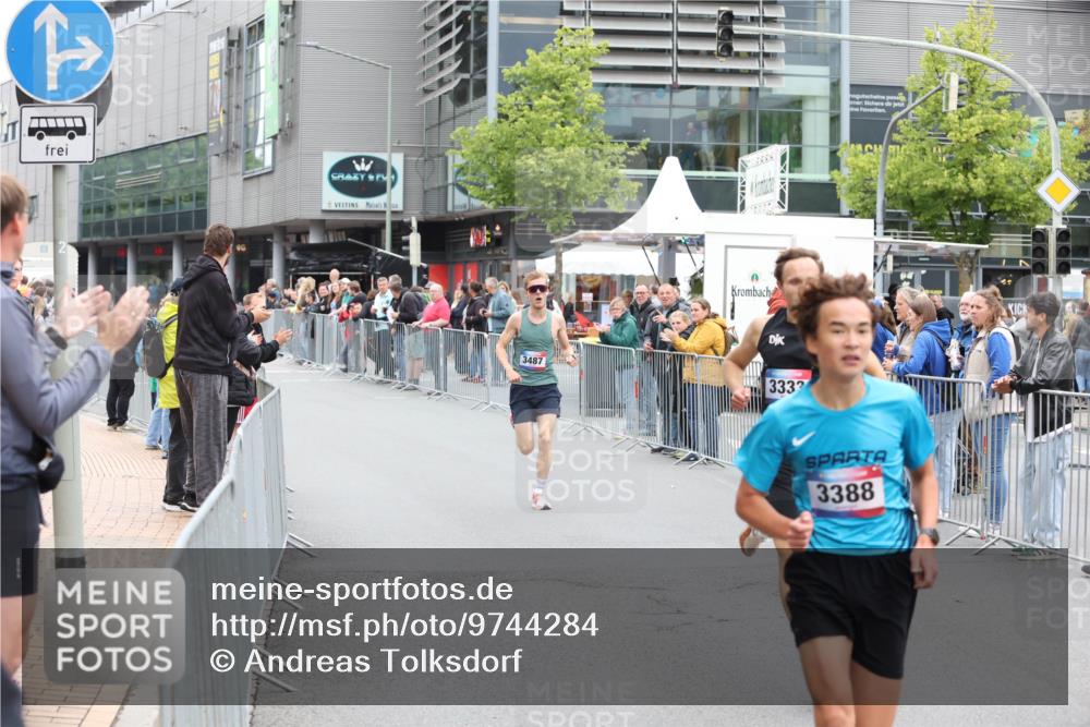 12.06.2026 - Holstenköstenlauf Andreas Tolksdorf http://msf.ph/oto/9744284 12.06.2026 17:48:16 Laufen 3487, 3332, 3388 meine-sportfotos.de