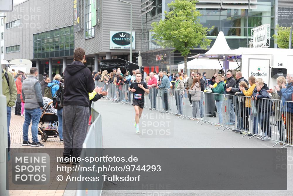 12.06.2026 - Holstenköstenlauf Andreas Tolksdorf http://msf.ph/oto/9744293 12.06.2026 17:49:50 Laufen 3818, 265 meine-sportfotos.de