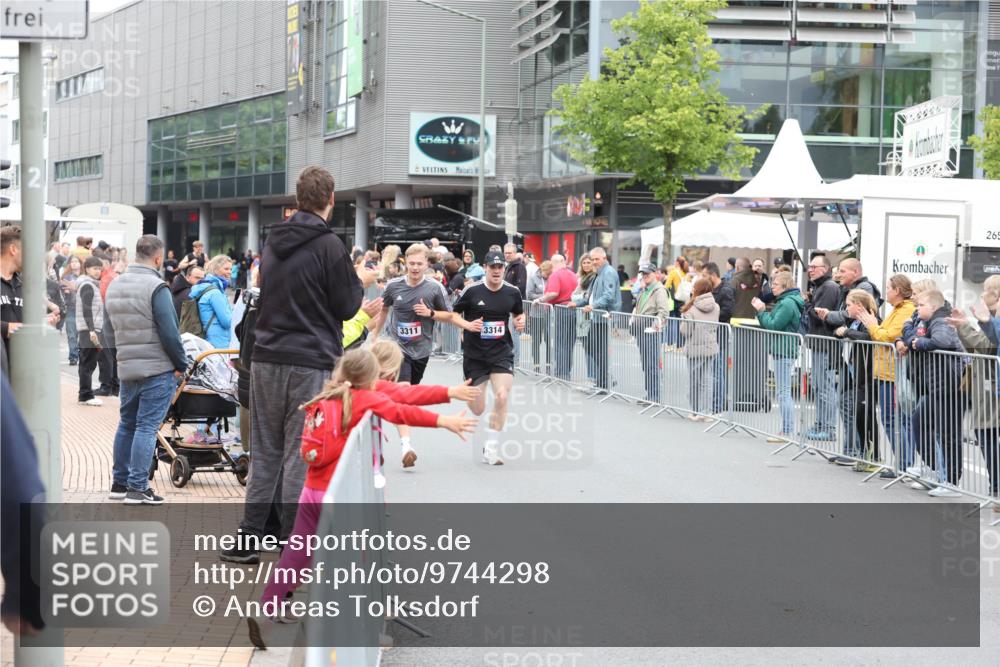 12.06.2026 - Holstenköstenlauf Andreas Tolksdorf http://msf.ph/oto/9744298 12.06.2026 17:50:05 Laufen 2, 3311, 3314, 265 meine-sportfotos.de