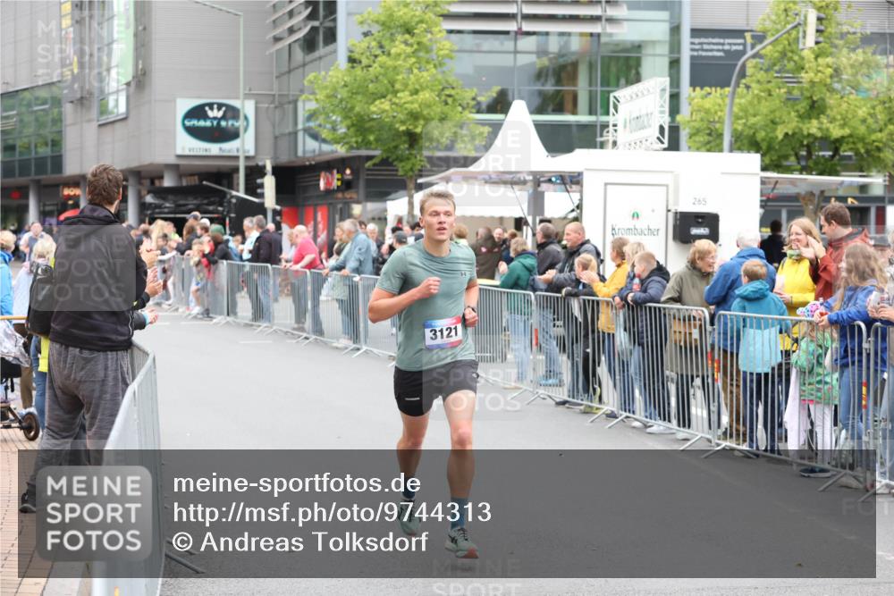 12.06.2026 - Holstenköstenlauf Andreas Tolksdorf http://msf.ph/oto/9744313 12.06.2026 17:50:24 Laufen 3121, 265 meine-sportfotos.de