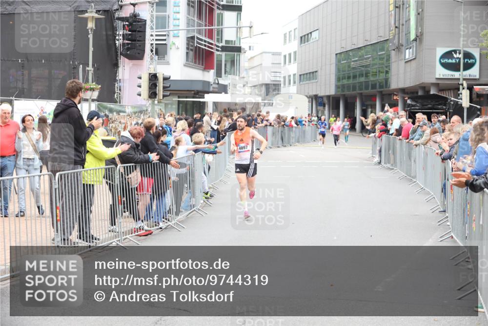 12.06.2026 - Holstenköstenlauf Andreas Tolksdorf http://msf.ph/oto/9744319 12.06.2026 17:50:44 Laufen 4897 meine-sportfotos.de