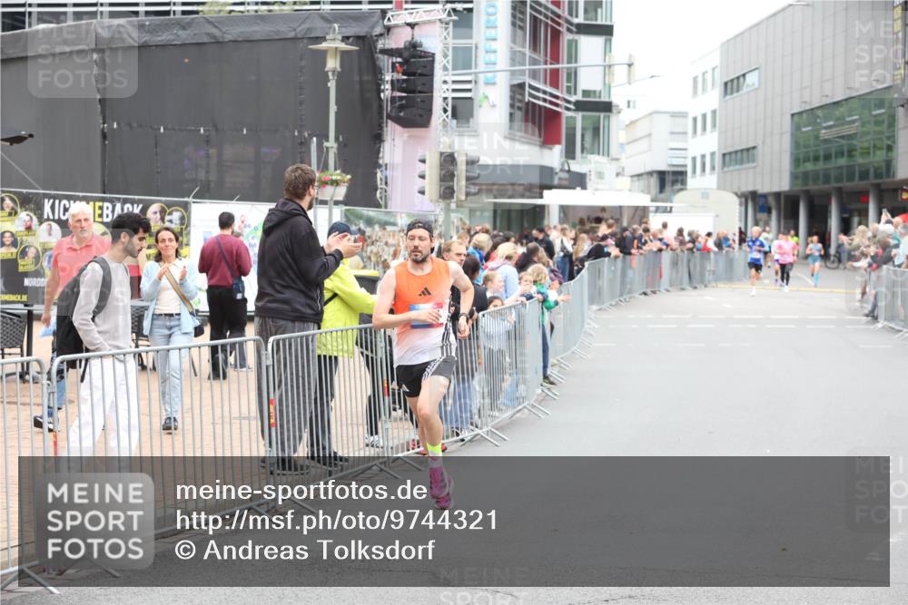 12.06.2026 - Holstenköstenlauf Andreas Tolksdorf http://msf.ph/oto/9744321 12.06.2026 17:50:46 Laufen  meine-sportfotos.de