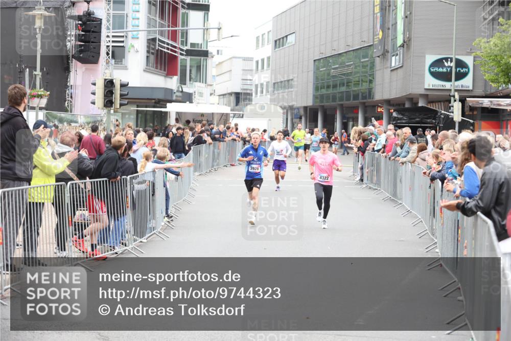 12.06.2026 - Holstenköstenlauf Andreas Tolksdorf http://msf.ph/oto/9744323 12.06.2026 17:50:52 Laufen 3928, 4811, 4322 meine-sportfotos.de