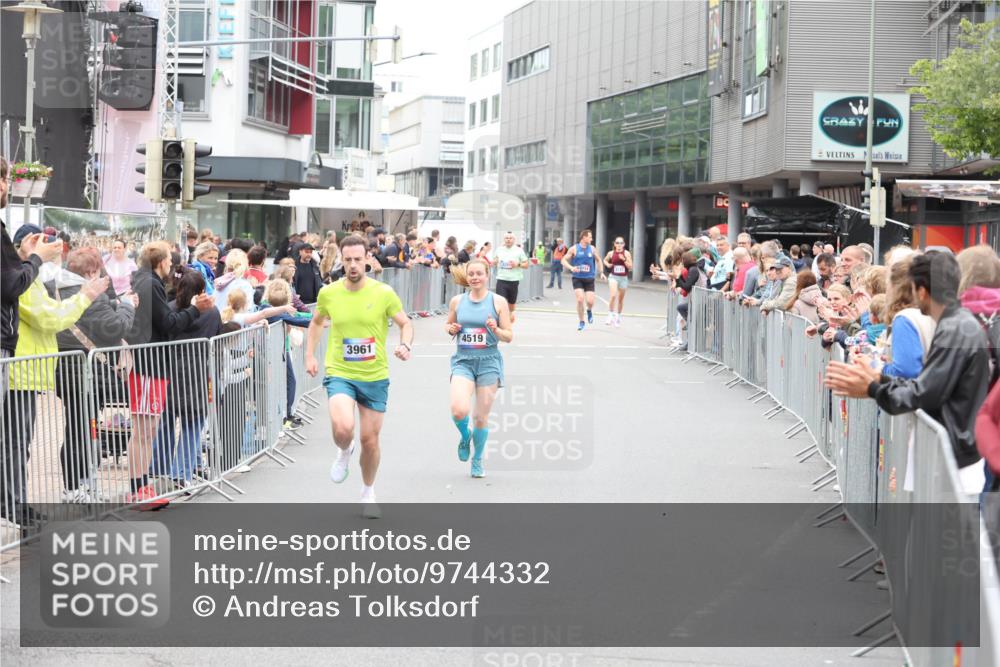 12.06.2026 - Holstenköstenlauf Andreas Tolksdorf http://msf.ph/oto/9744332 12.06.2026 17:50:58 Laufen 3961, 4519 meine-sportfotos.de