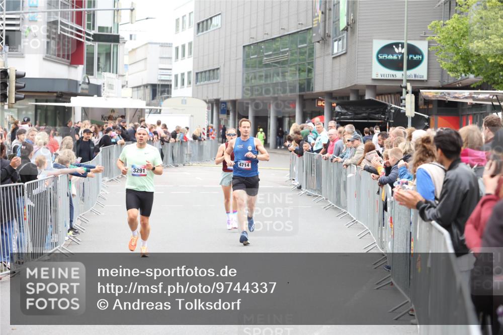 12.06.2026 - Holstenköstenlauf Andreas Tolksdorf http://msf.ph/oto/9744337 12.06.2026 17:51:04 Laufen 4714, 3291 meine-sportfotos.de