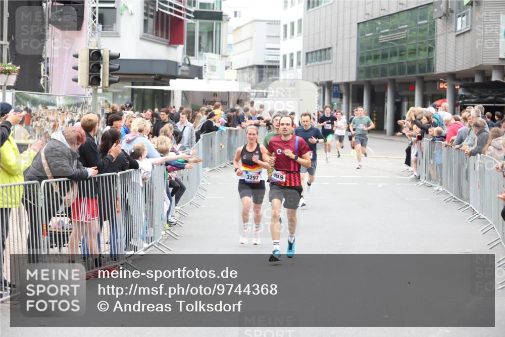 12.06.2026 - Holstenköstenlauf Andreas Tolksdorf http://msf.ph/oto/9744368 12.06.2026 17:51:42 Laufen 3297, 3819 meine-sportfotos.de