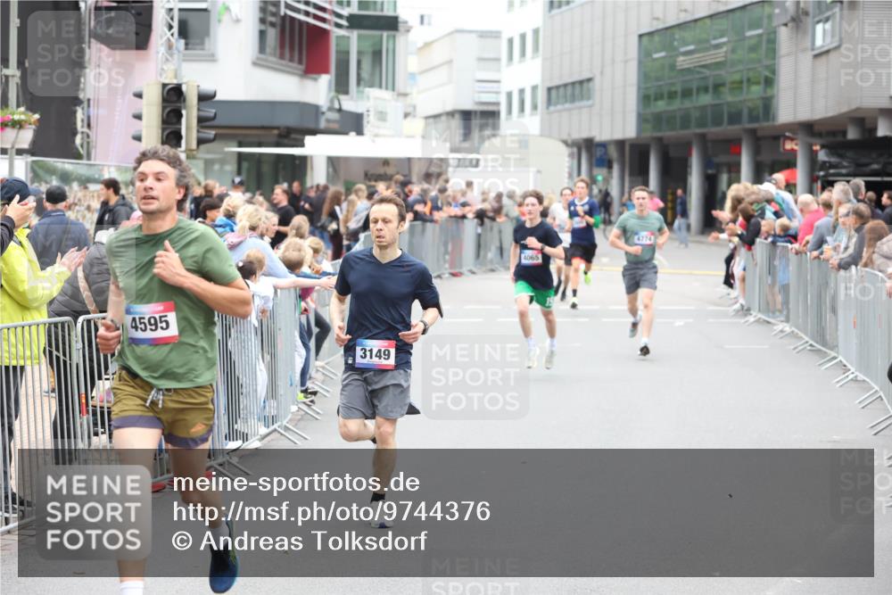12.06.2026 - Holstenköstenlauf Andreas Tolksdorf http://msf.ph/oto/9744376 12.06.2026 17:51:46 Laufen 4595, 3149, 4065, 4774 meine-sportfotos.de