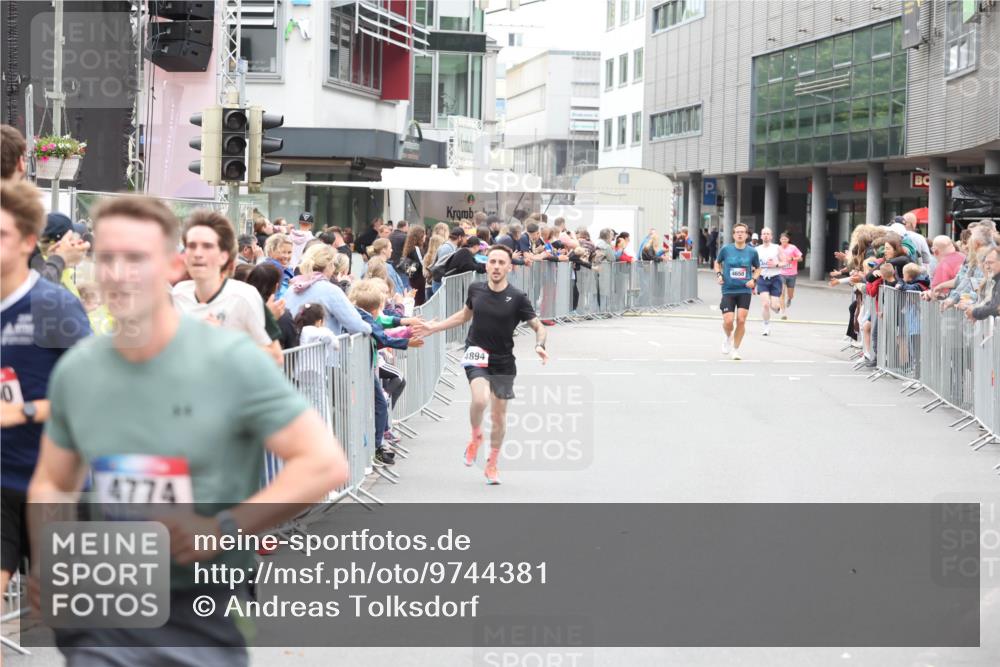 12.06.2026 - Holstenköstenlauf Andreas Tolksdorf http://msf.ph/oto/9744381 12.06.2026 17:51:52 Laufen 4774 meine-sportfotos.de
