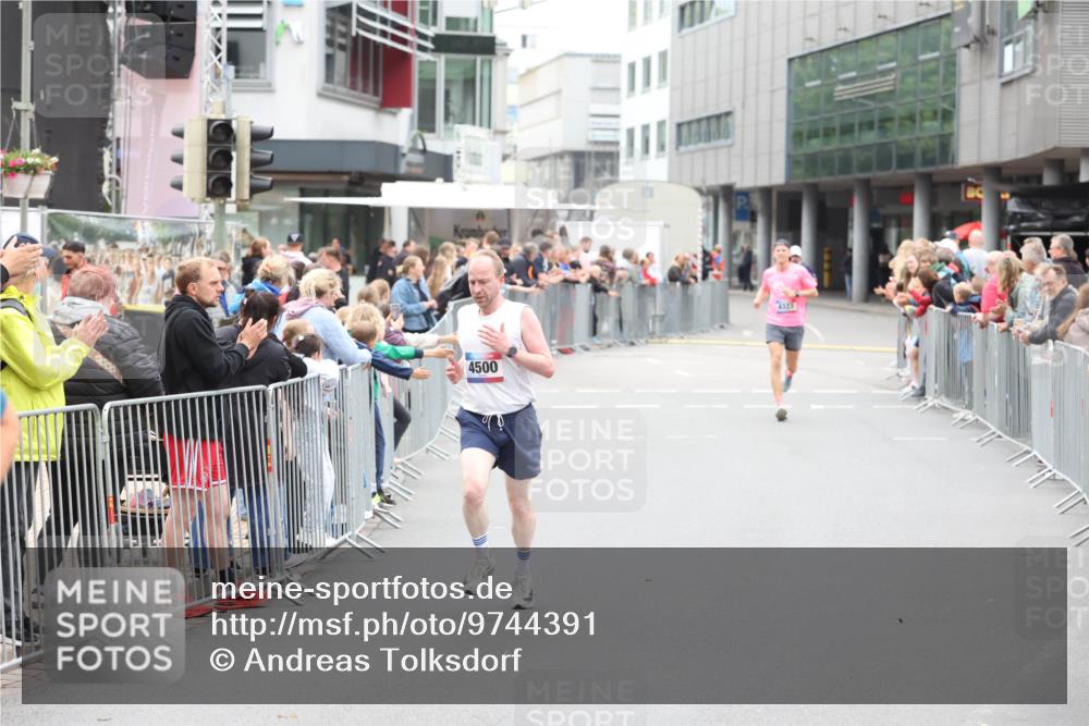 12.06.2026 - Holstenköstenlauf Andreas Tolksdorf http://msf.ph/oto/9744391 12.06.2026 17:52:00 Laufen 4500 meine-sportfotos.de