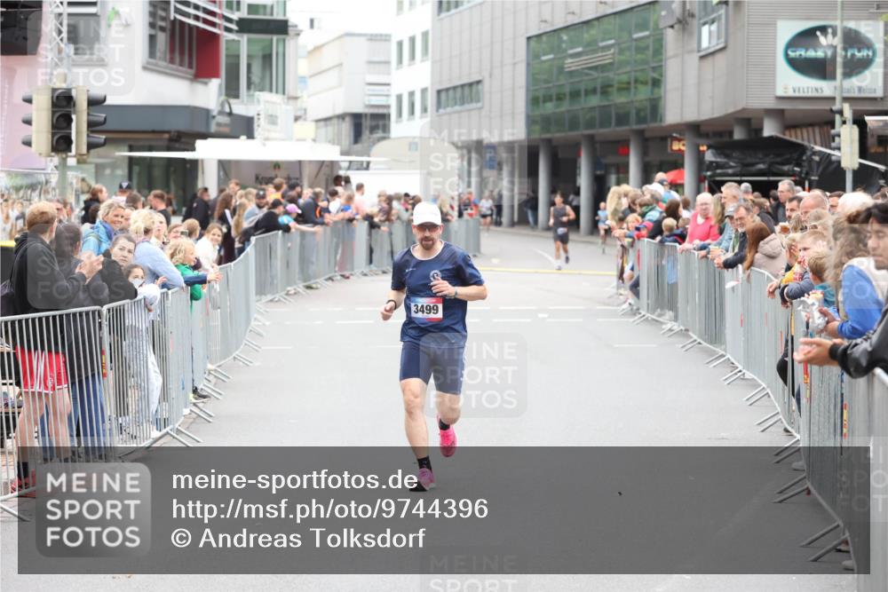 12.06.2026 - Holstenköstenlauf Andreas Tolksdorf http://msf.ph/oto/9744396 12.06.2026 17:52:08 Laufen 3499 meine-sportfotos.de
