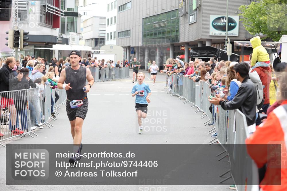 12.06.2026 - Holstenköstenlauf Andreas Tolksdorf http://msf.ph/oto/9744406 12.06.2026 17:52:22 Laufen 876, 3859 meine-sportfotos.de