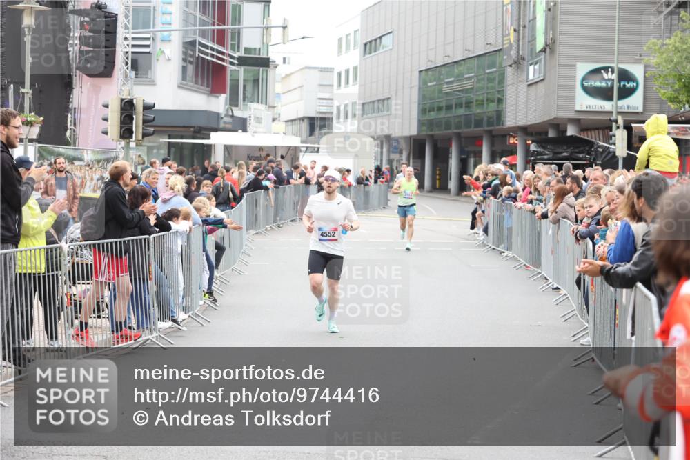 12.06.2026 - Holstenköstenlauf Andreas Tolksdorf http://msf.ph/oto/9744416 12.06.2026 17:52:36 Laufen 4552 meine-sportfotos.de