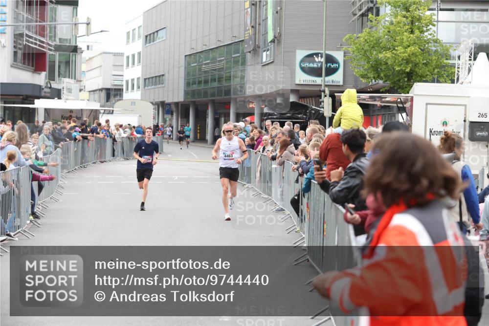 12.06.2026 - Holstenköstenlauf Andreas Tolksdorf http://msf.ph/oto/9744440 12.06.2026 17:53:13 Laufen 34, 4463, 265 meine-sportfotos.de