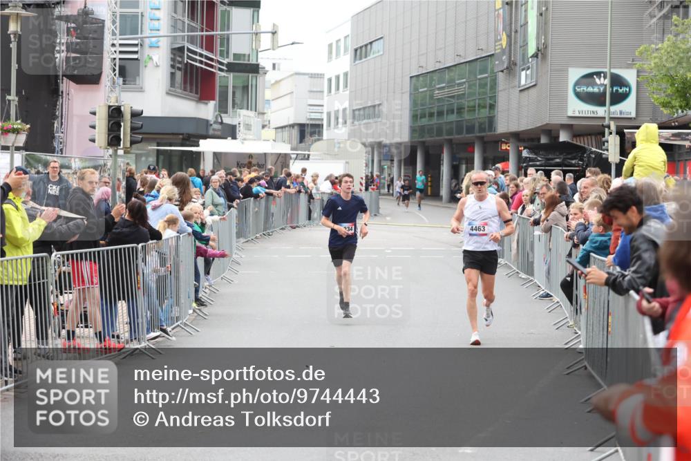 12.06.2026 - Holstenköstenlauf Andreas Tolksdorf http://msf.ph/oto/9744443 12.06.2026 17:53:15 Laufen 4463 meine-sportfotos.de