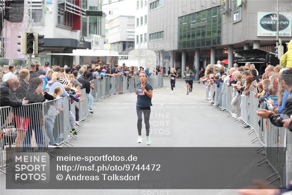 12.06.2026 - Holstenköstenlauf Andreas Tolksdorf http://msf.ph/oto/9744472 12.06.2026 17:53:57 Laufen 3241 meine-sportfotos.de