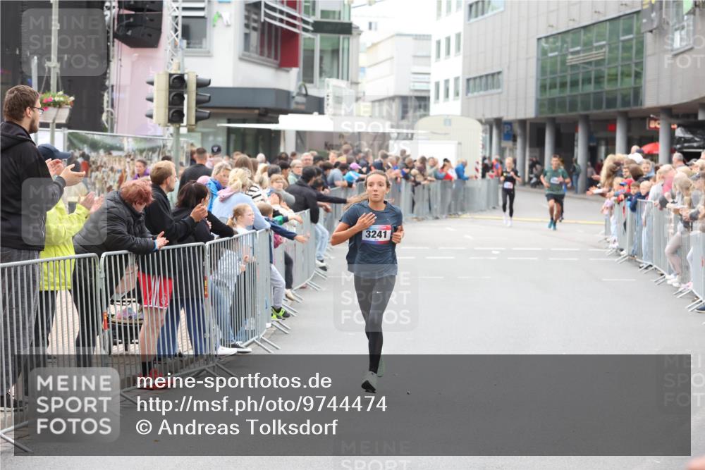 12.06.2026 - Holstenköstenlauf Andreas Tolksdorf http://msf.ph/oto/9744474 12.06.2026 17:53:58 Laufen 3241 meine-sportfotos.de