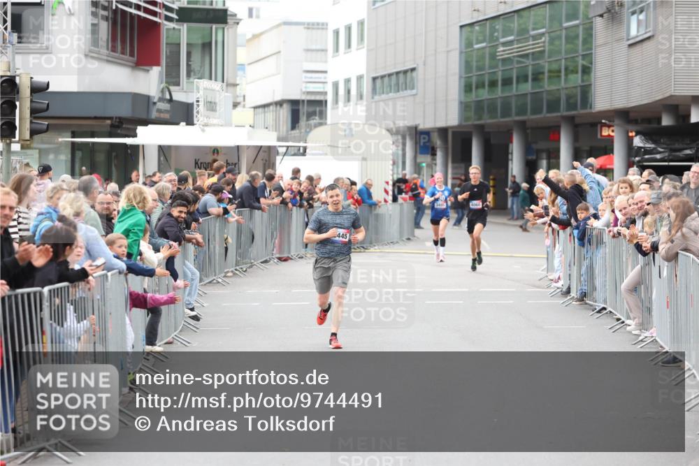 12.06.2026 - Holstenköstenlauf Andreas Tolksdorf http://msf.ph/oto/9744491 12.06.2026 17:54:22 Laufen 445, 3495 meine-sportfotos.de