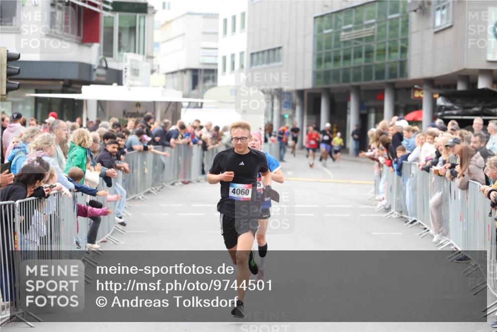 12.06.2026 - Holstenköstenlauf Andreas Tolksdorf http://msf.ph/oto/9744501 12.06.2026 17:54:29 Laufen 4060 meine-sportfotos.de