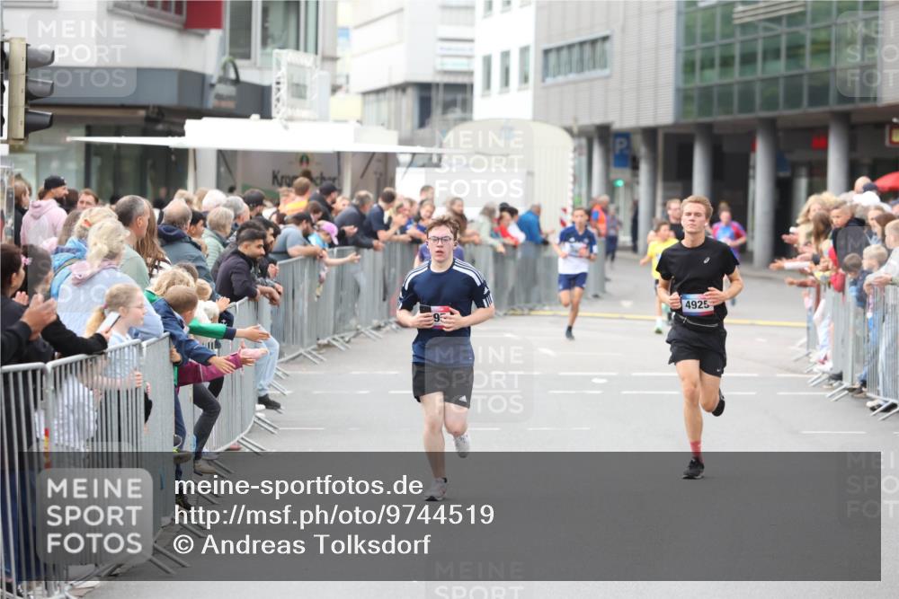 12.06.2026 - Holstenköstenlauf Andreas Tolksdorf http://msf.ph/oto/9744519 12.06.2026 17:54:52 Laufen 4925 meine-sportfotos.de