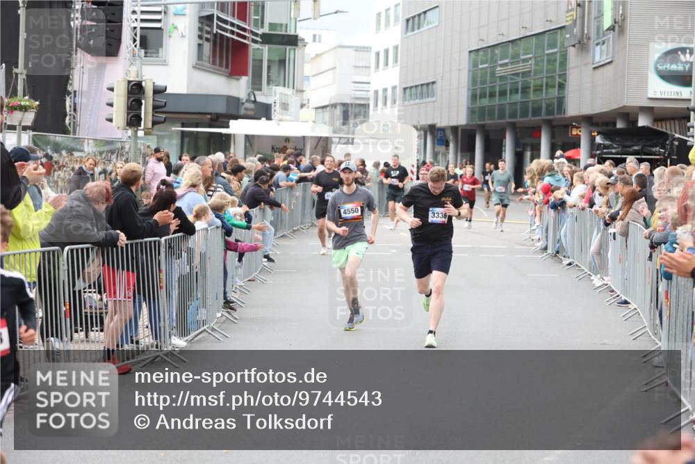 12.06.2026 - Holstenköstenlauf Andreas Tolksdorf http://msf.ph/oto/9744543 12.06.2026 17:55:10 Laufen 4550, 3336 meine-sportfotos.de