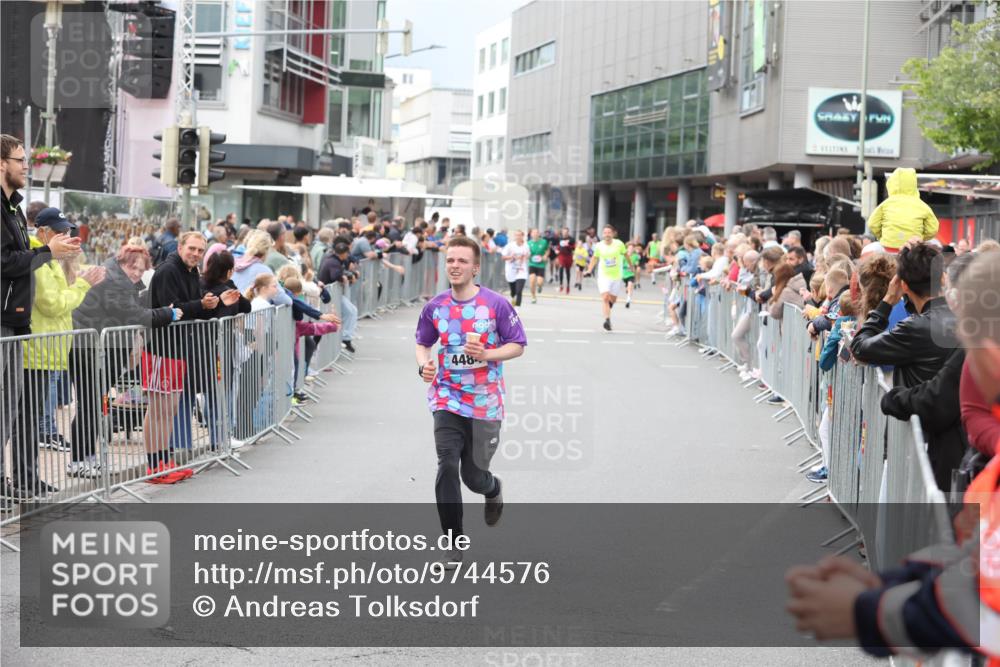12.06.2026 - Holstenköstenlauf Andreas Tolksdorf http://msf.ph/oto/9744576 12.06.2026 17:55:35 Laufen 448 meine-sportfotos.de