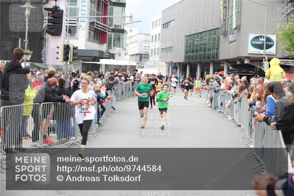 12.06.2026 - Holstenköstenlauf Andreas Tolksdorf http://msf.ph/oto/9744584 12.06.2026 17:55:43 Laufen 3970, 3882, 4898 meine-sportfotos.de
