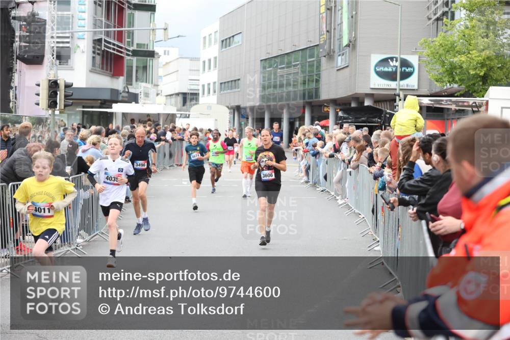 12.06.2026 - Holstenköstenlauf Andreas Tolksdorf http://msf.ph/oto/9744600 12.06.2026 17:55:51 Laufen 4011, 4035, 3496, 4674, 4204, 3606 meine-sportfotos.de