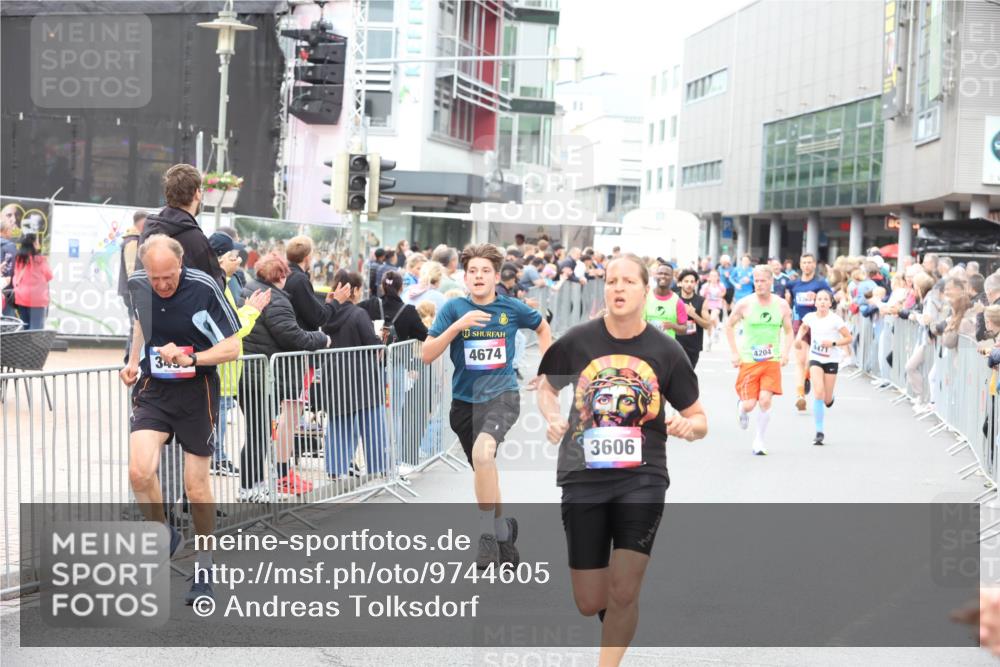 12.06.2026 - Holstenköstenlauf Andreas Tolksdorf http://msf.ph/oto/9744605 12.06.2026 17:55:54 Laufen 349, 4674, 3606, 4204, 4471 meine-sportfotos.de