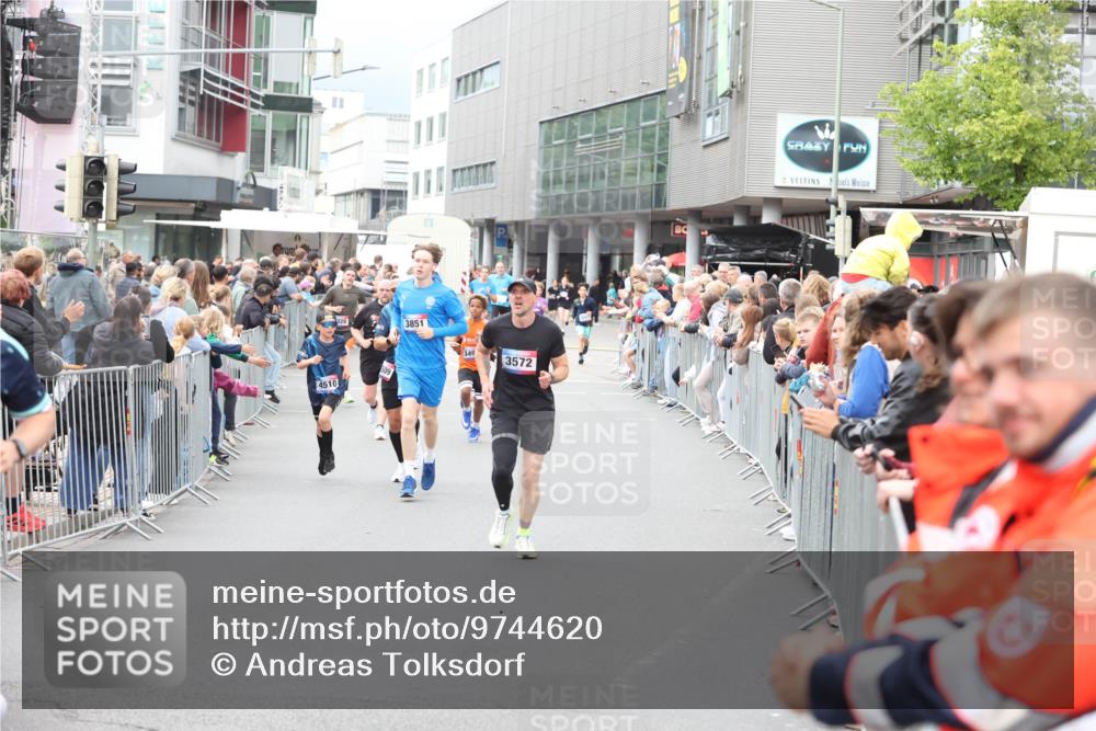 12.06.2026 - Holstenköstenlauf Andreas Tolksdorf http://msf.ph/oto/9744620 12.06.2026 17:56:03 Laufen 4510, 028, 3851, 349, 3572 meine-sportfotos.de