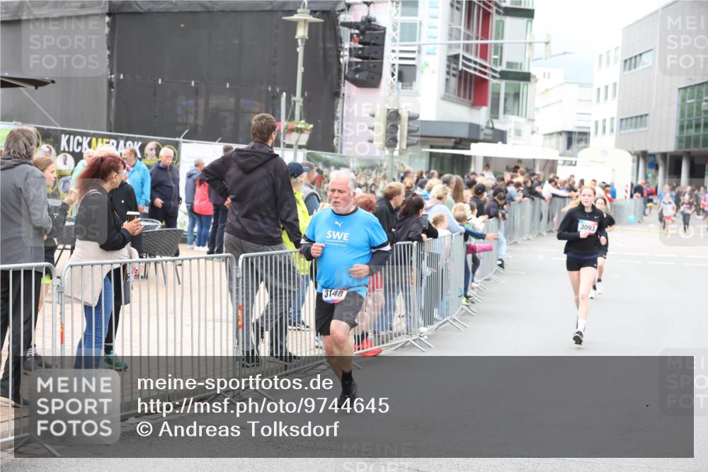 12.06.2026 - Holstenköstenlauf Andreas Tolksdorf http://msf.ph/oto/9744645 12.06.2026 17:56:19 Laufen 3148, 3093 meine-sportfotos.de