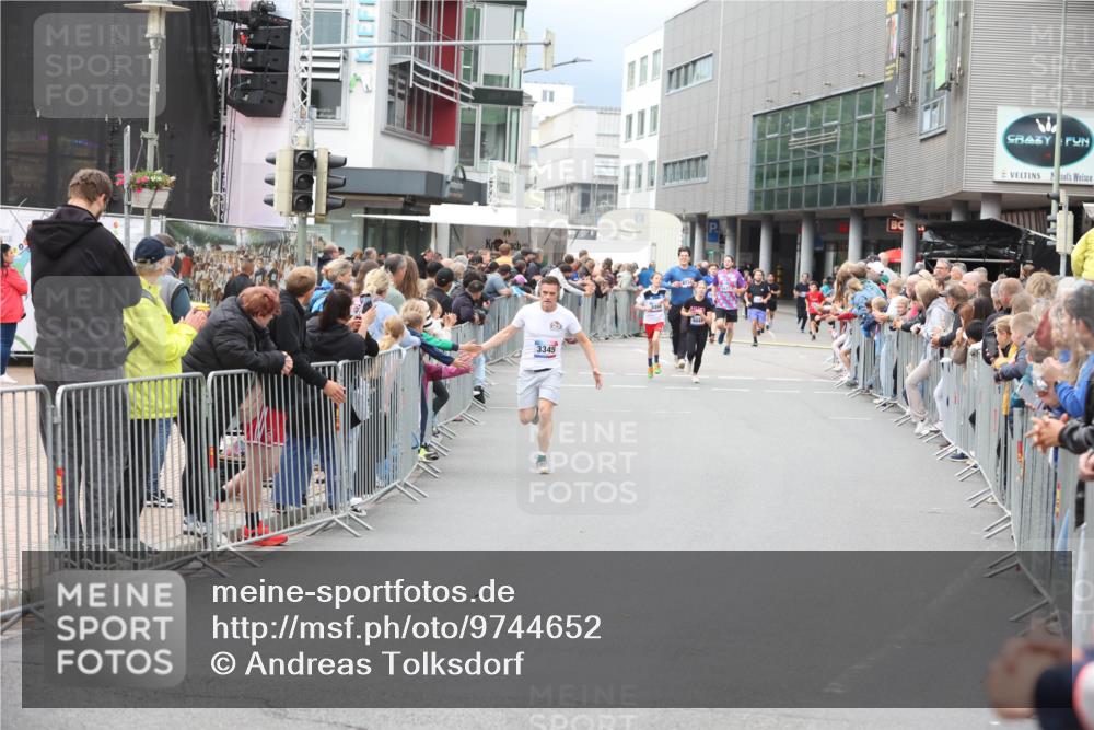 12.06.2026 - Holstenköstenlauf Andreas Tolksdorf http://msf.ph/oto/9744652 12.06.2026 17:56:25 Laufen 3345 meine-sportfotos.de