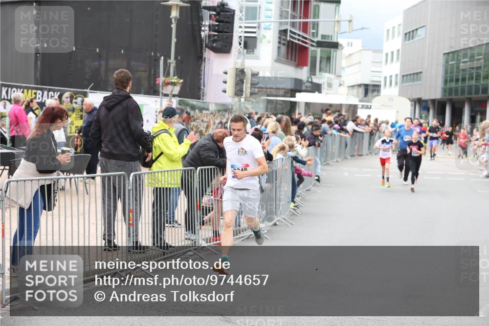 12.06.2026 - Holstenköstenlauf Andreas Tolksdorf http://msf.ph/oto/9744657 12.06.2026 17:56:27 Laufen 345 meine-sportfotos.de