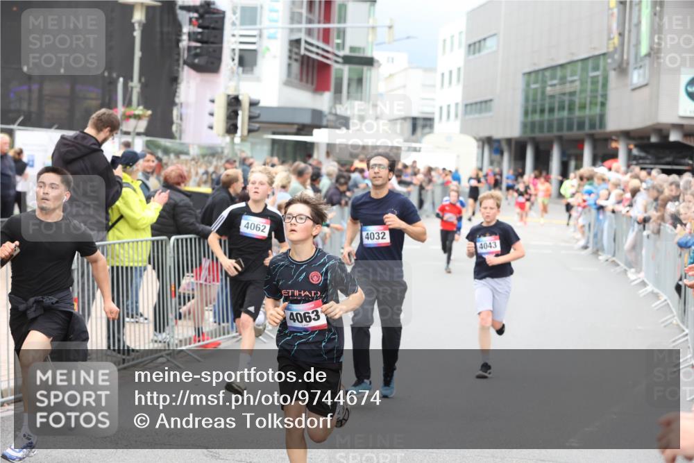 12.06.2026 - Holstenköstenlauf Andreas Tolksdorf http://msf.ph/oto/9744674 12.06.2026 17:56:41 Laufen 4062, 4032, 4043, 4063 meine-sportfotos.de