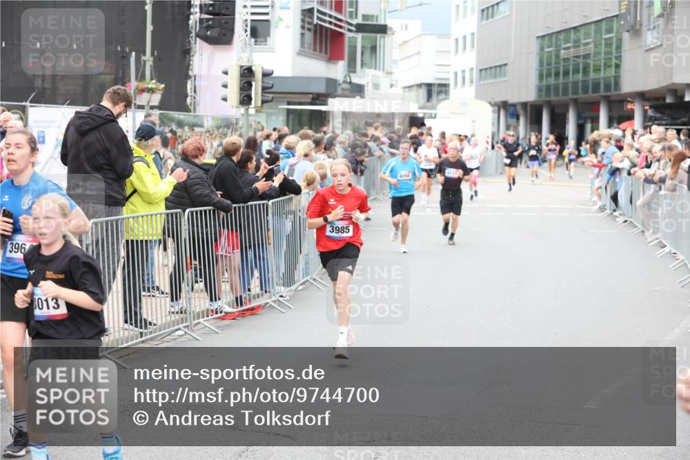 12.06.2026 - Holstenköstenlauf Andreas Tolksdorf http://msf.ph/oto/9744700 12.06.2026 17:57:03 Laufen 396, 013, 3985, 4098 meine-sportfotos.de