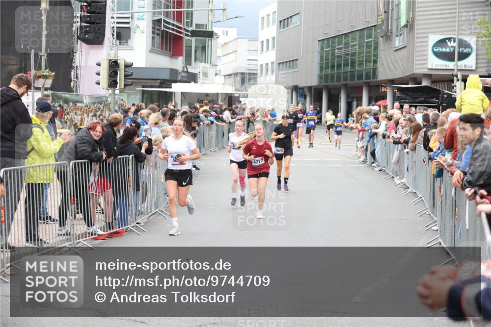 12.06.2026 - Holstenköstenlauf Andreas Tolksdorf http://msf.ph/oto/9744709 12.06.2026 17:57:09 Laufen 40, 4277, 3829 meine-sportfotos.de
