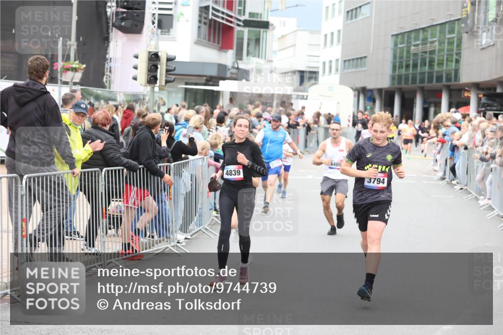 12.06.2026 - Holstenköstenlauf Andreas Tolksdorf http://msf.ph/oto/9744739 12.06.2026 17:57:38 Laufen 4839, 3156, 4409, 3794 meine-sportfotos.de