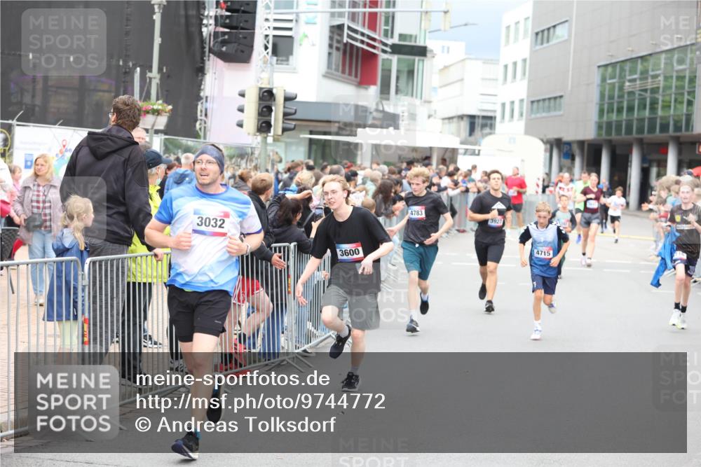 12.06.2026 - Holstenköstenlauf Andreas Tolksdorf http://msf.ph/oto/9744772 12.06.2026 17:58:09 Laufen 3032, 3600, 4783, 3927, 4715 meine-sportfotos.de