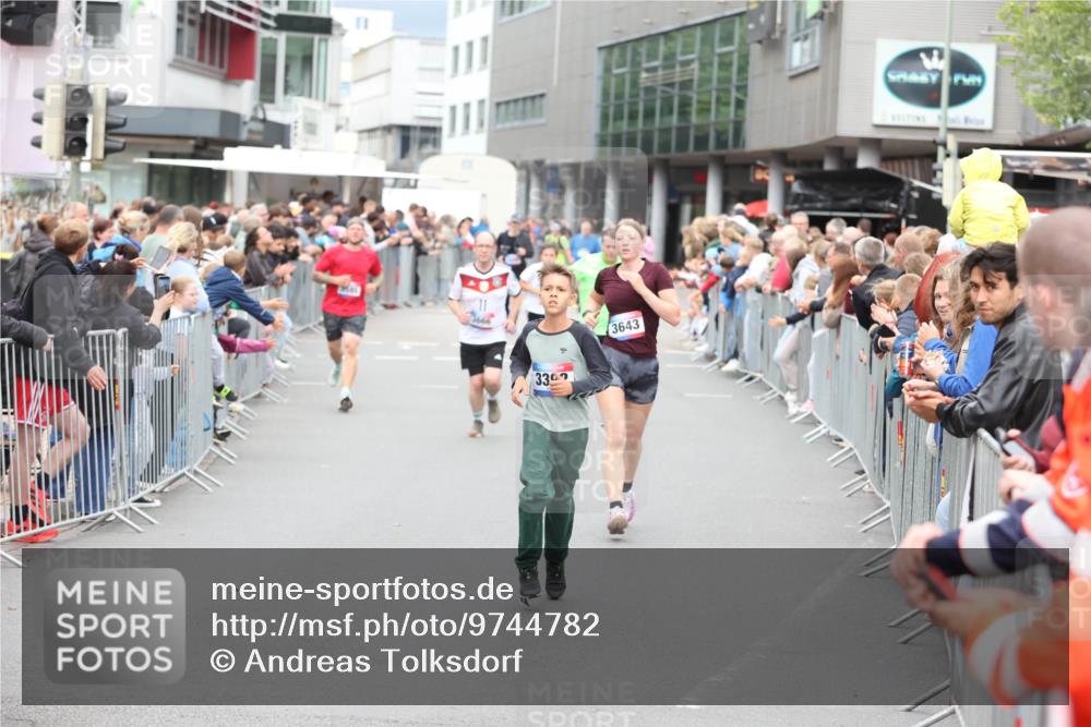 12.06.2026 - Holstenköstenlauf Andreas Tolksdorf http://msf.ph/oto/9744782 12.06.2026 17:58:15 Laufen 666, 330, 3643 meine-sportfotos.de