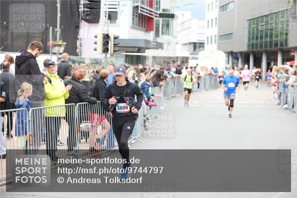 12.06.2026 - Holstenköstenlauf Andreas Tolksdorf http://msf.ph/oto/9744797 12.06.2026 17:58:23 Laufen 3899 meine-sportfotos.de