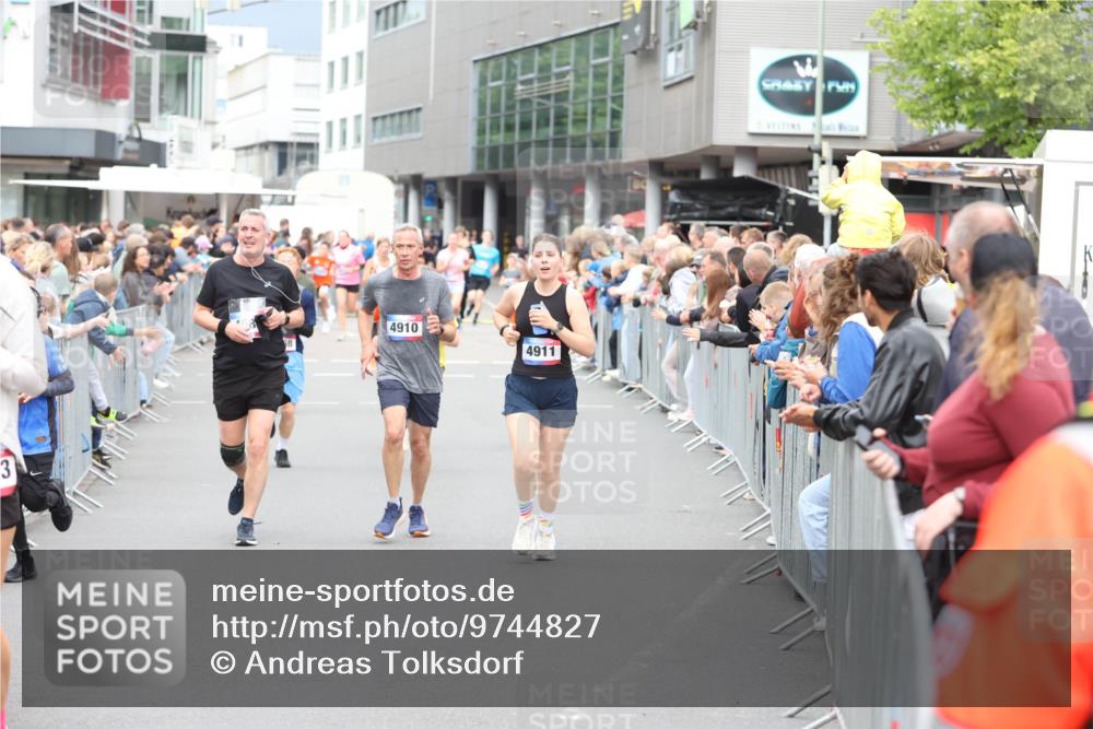 12.06.2026 - Holstenköstenlauf Andreas Tolksdorf http://msf.ph/oto/9744827 12.06.2026 17:58:47 Laufen 3, 4910, 4911 meine-sportfotos.de