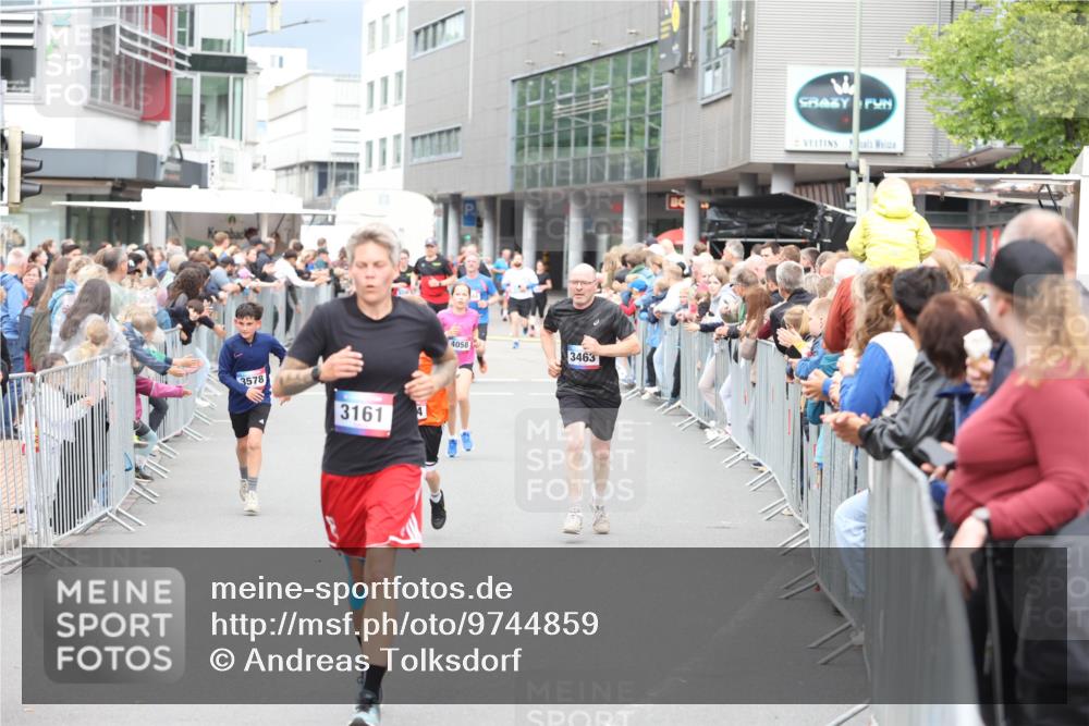 12.06.2026 - Holstenköstenlauf Andreas Tolksdorf http://msf.ph/oto/9744859 12.06.2026 17:59:10 Laufen 3578, 3161, 4, 4058, 3463 meine-sportfotos.de