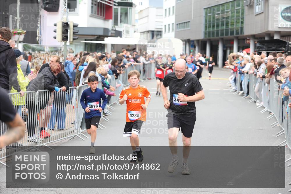 12.06.2026 - Holstenköstenlauf Andreas Tolksdorf http://msf.ph/oto/9744862 12.06.2026 17:59:12 Laufen 3578, 4234, 34 meine-sportfotos.de