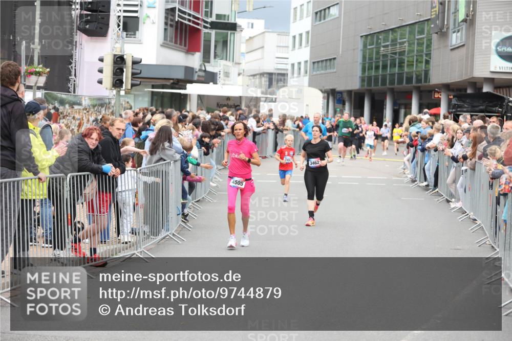 12.06.2026 - Holstenköstenlauf Andreas Tolksdorf http://msf.ph/oto/9744879 12.06.2026 17:59:23 Laufen 4505, 85, 3457, 3462 meine-sportfotos.de