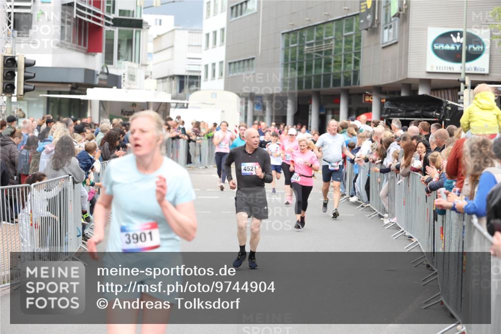12.06.2026 - Holstenköstenlauf Andreas Tolksdorf http://msf.ph/oto/9744904 12.06.2026 17:59:45 Laufen 3901, 4521, 331, 3068 meine-sportfotos.de