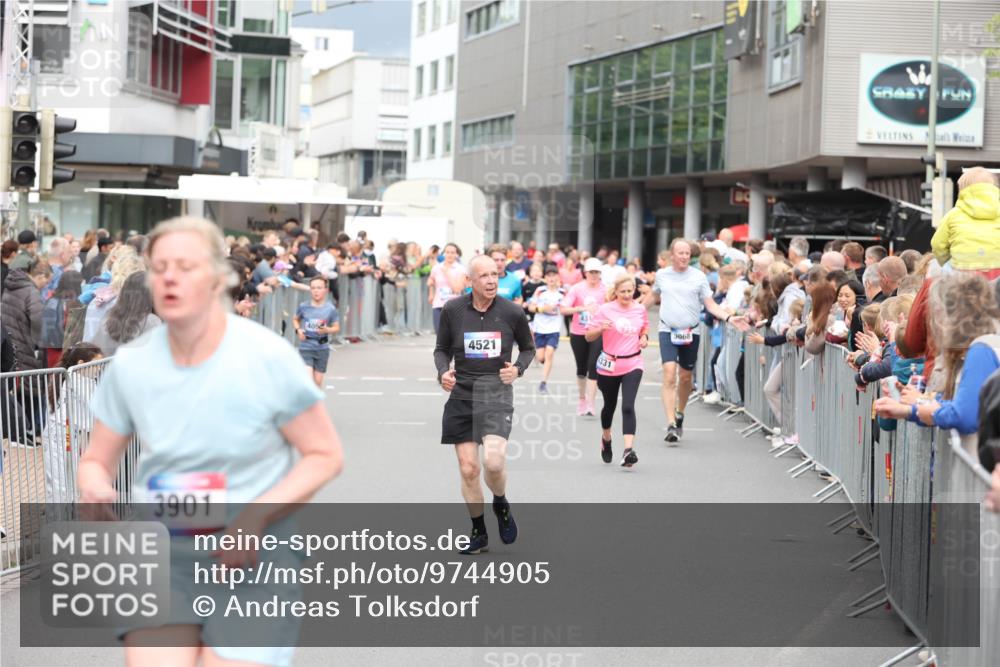 12.06.2026 - Holstenköstenlauf Andreas Tolksdorf http://msf.ph/oto/9744905 12.06.2026 17:59:45 Laufen 3901, 4521, 331, 3068 meine-sportfotos.de