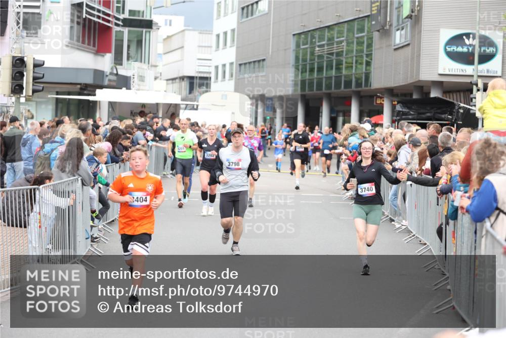 12.06.2026 - Holstenköstenlauf Andreas Tolksdorf http://msf.ph/oto/9744970 12.06.2026 18:00:40 Laufen 404, 4201, 3202, 3798, 3740 meine-sportfotos.de