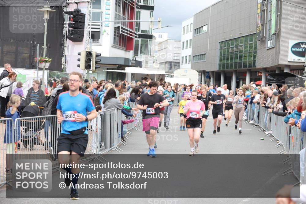 12.06.2026 - Holstenköstenlauf Andreas Tolksdorf http://msf.ph/oto/9745003 12.06.2026 18:01:08 Laufen 3805, 3873, 3286, 3623, 1706, 4907, 4751 meine-sportfotos.de