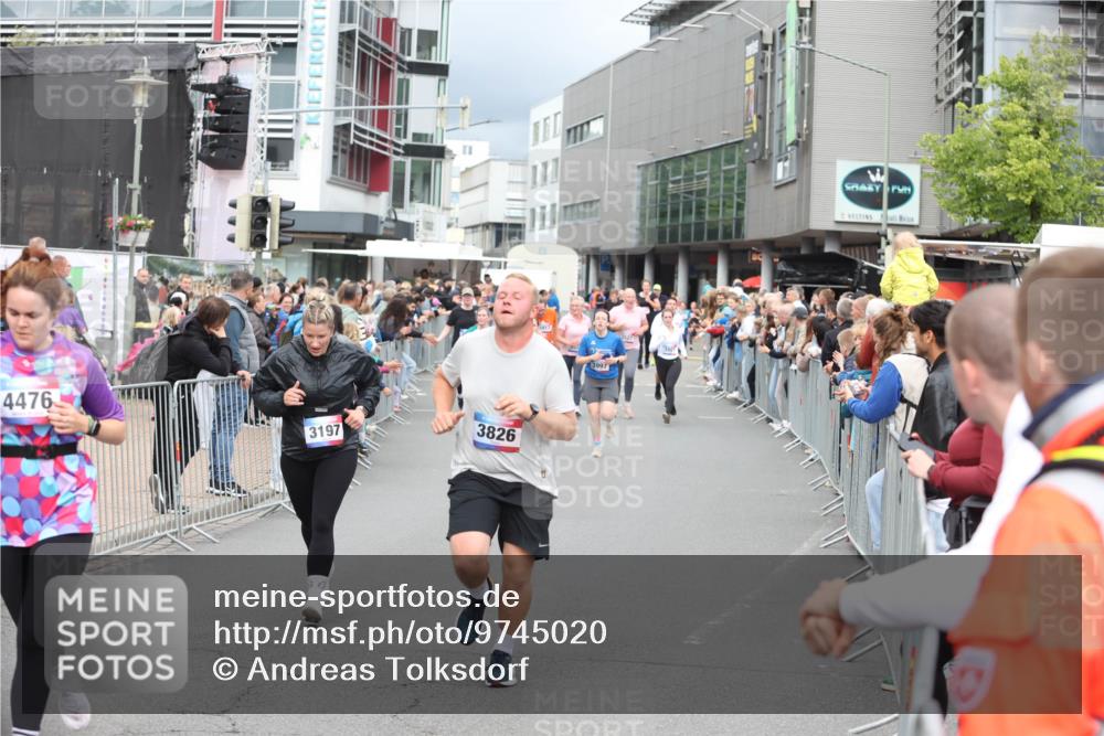 12.06.2026 - Holstenköstenlauf Andreas Tolksdorf http://msf.ph/oto/9745020 12.06.2026 18:01:17 Laufen 4476, 3197, 3826, 3997 meine-sportfotos.de