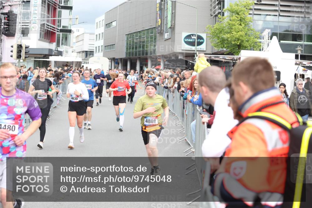 12.06.2026 - Holstenköstenlauf Andreas Tolksdorf http://msf.ph/oto/9745048 12.06.2026 18:01:38 Laufen 1480, 4629, 4630, 418, 3377, 4889, 265 meine-sportfotos.de
